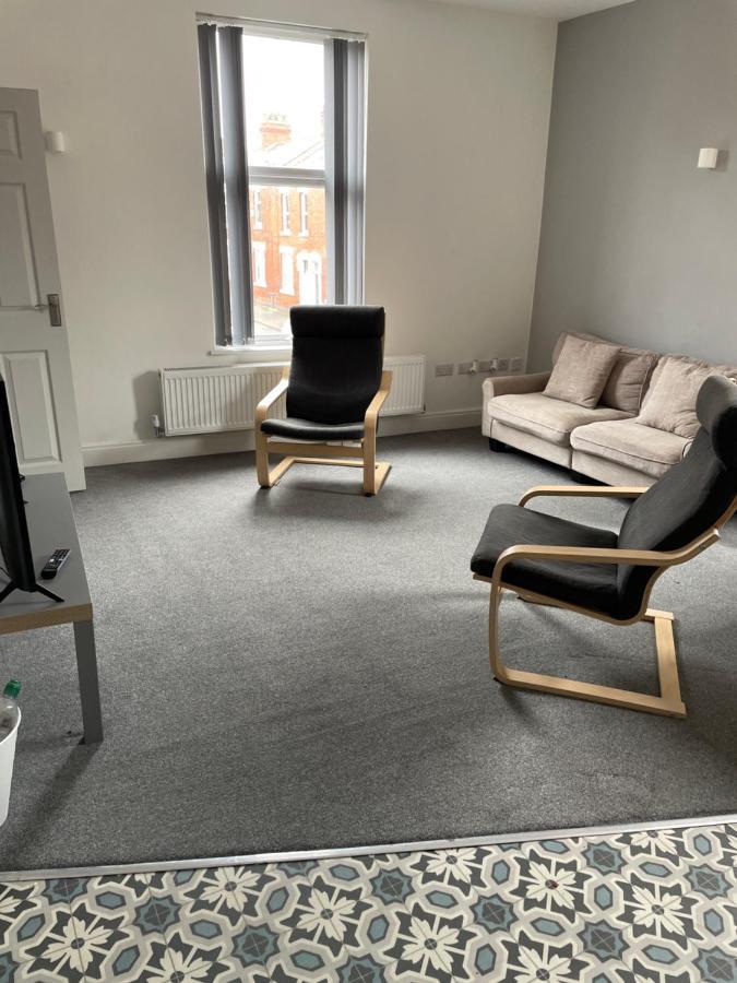Modern,Spacious 2 Bed Apartment 프레스턴 외부 사진